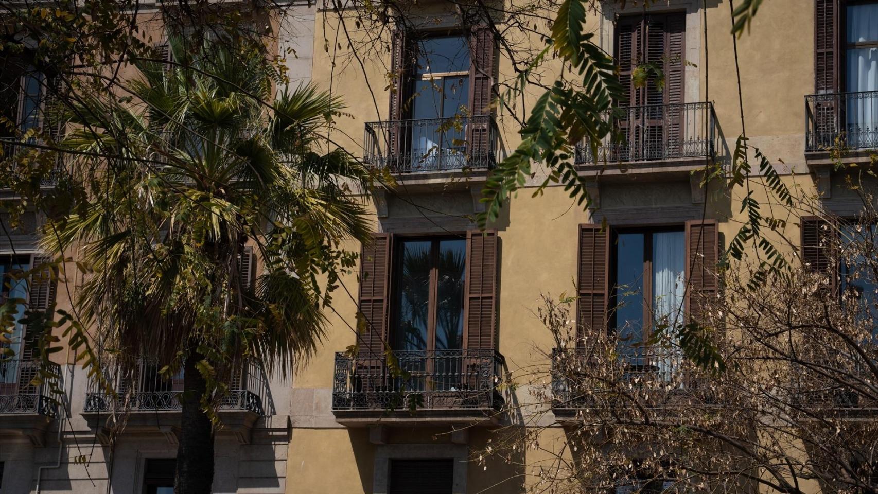 Edificio residencial en Barcelona / EP