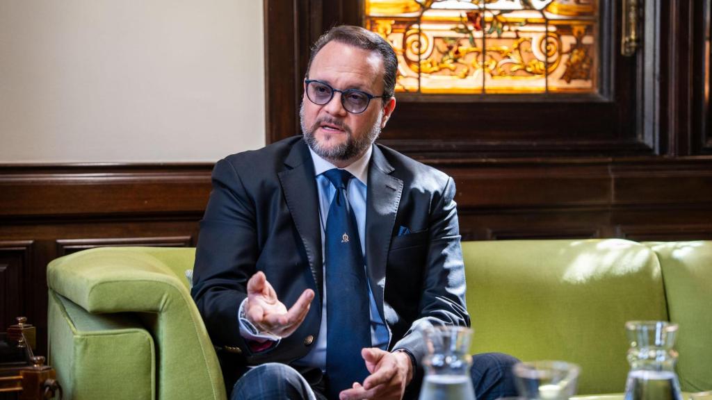 Julio Moltó, ministre de Comerç i Indústries de Panamà