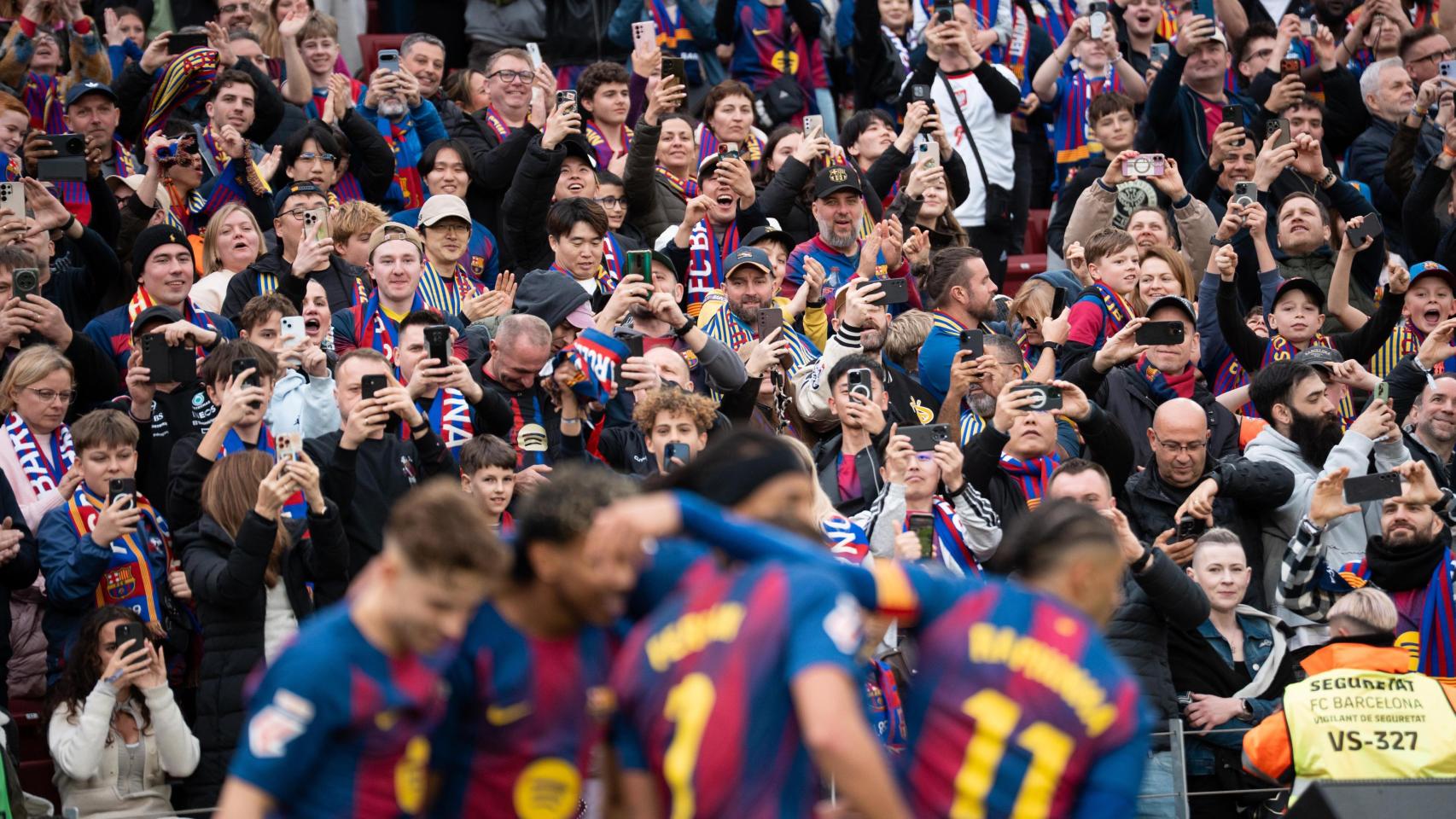 Los jugadores del Barça festejan un gol contra el Villarreal