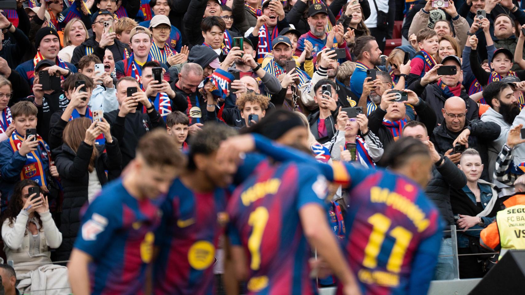 Los jugadores del Barça festejan un gol contra el Villarreal