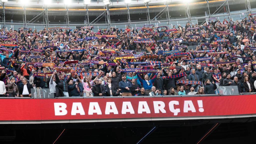 La afición del Barça, contra el Villarreal
