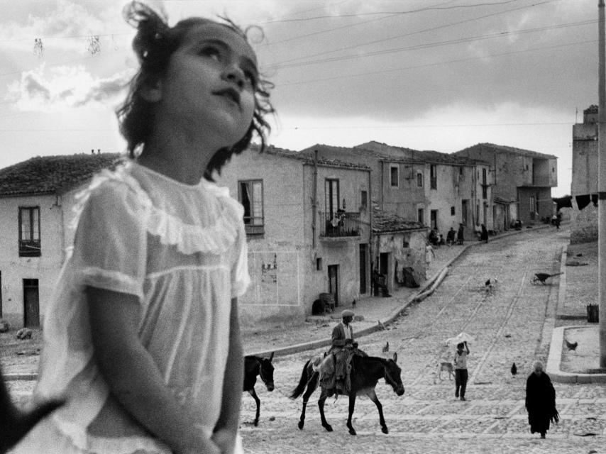Calle principal de Corleone. Sicilia, 1959.