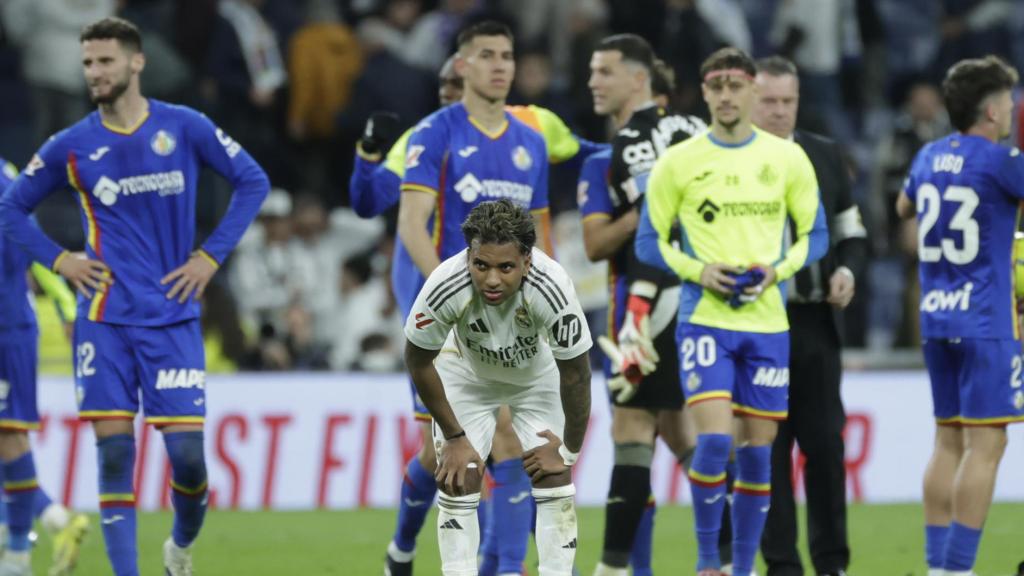 Rodrygo Goes, abatido, tras el batacazo en el Real Madrid-Getafe de la Liga