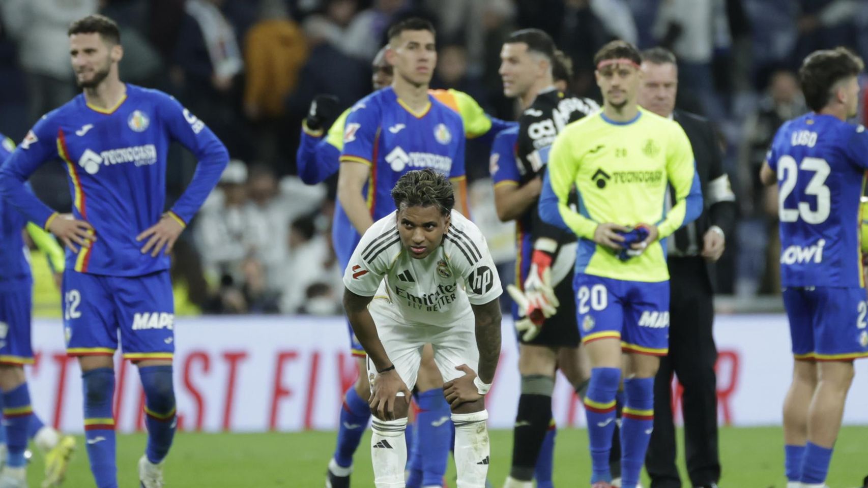 Rodrygo Goes, abatido, tras el batacazo en el Real Madrid-Getafe de la Liga