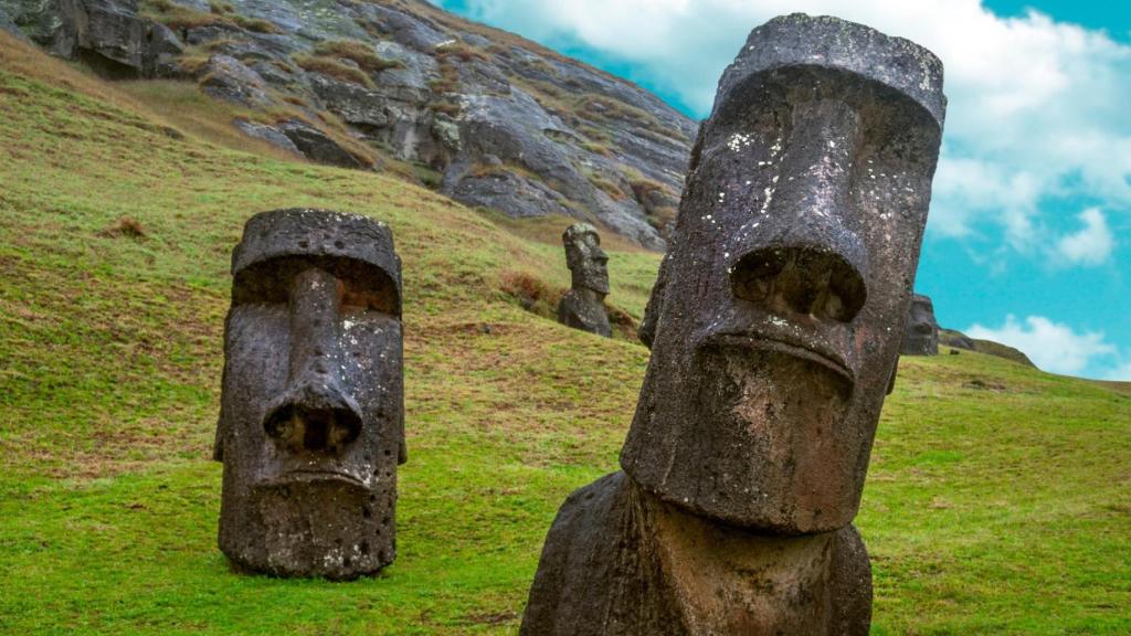 Moais en la Isla de Pascua