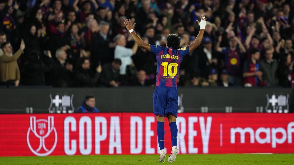 Lamine Yamal aixeca l'Spotify Camp Nou després d'assistir Marc Bernal