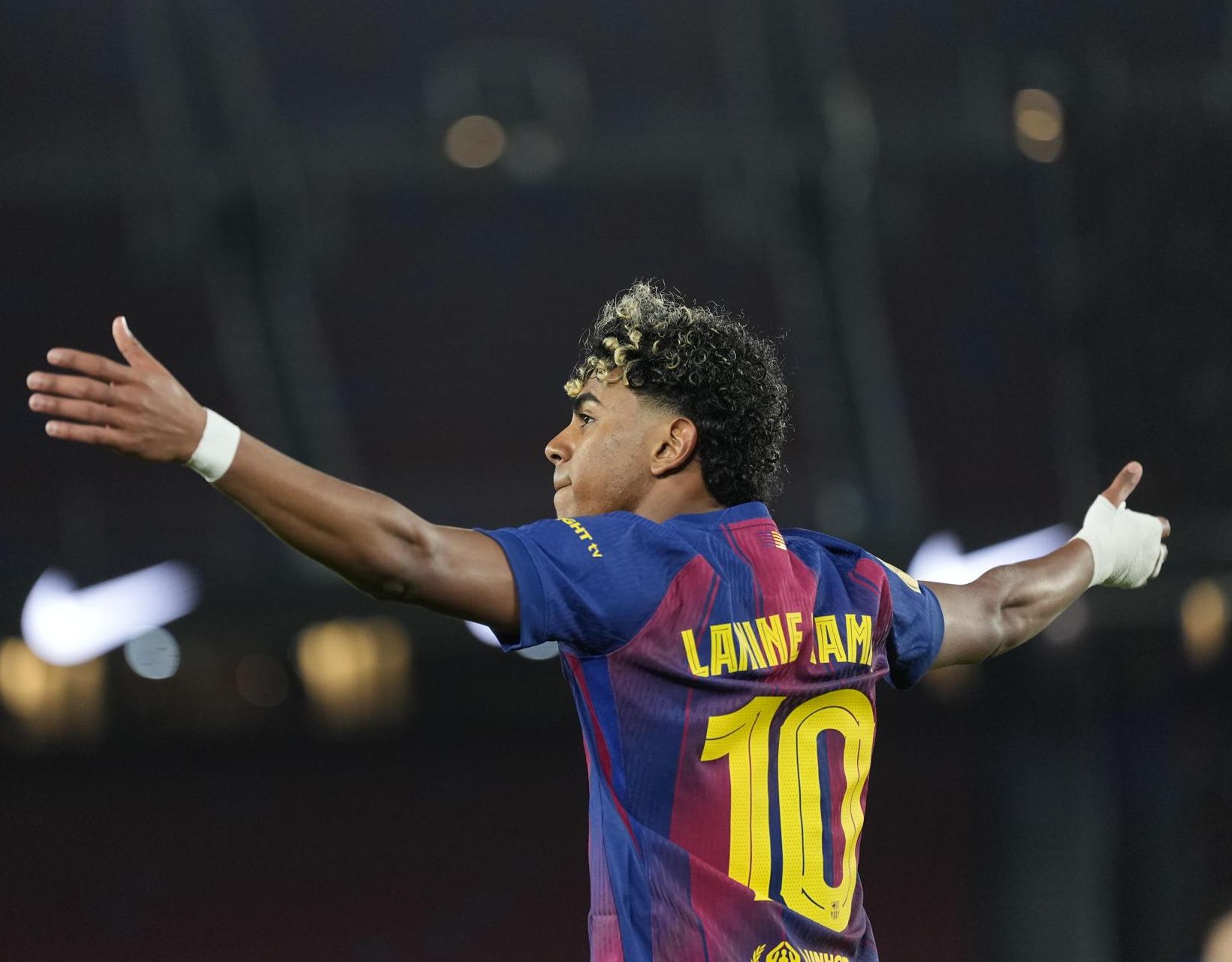 Lamine es lamenta d'una ocasió perduda pel Barça