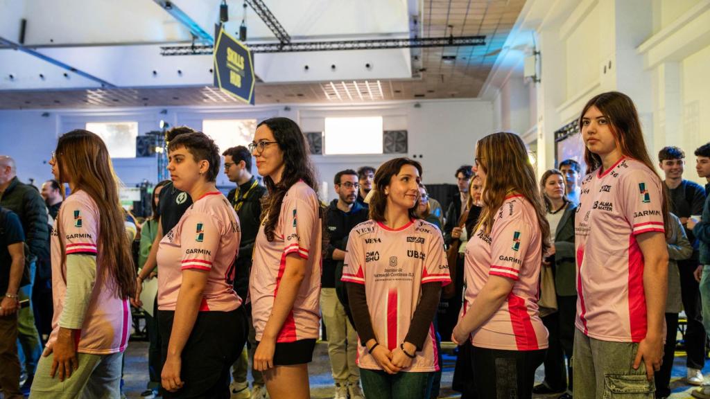 Integrants de l'equip NGU eSports Blossom, durant el torneig Magamers