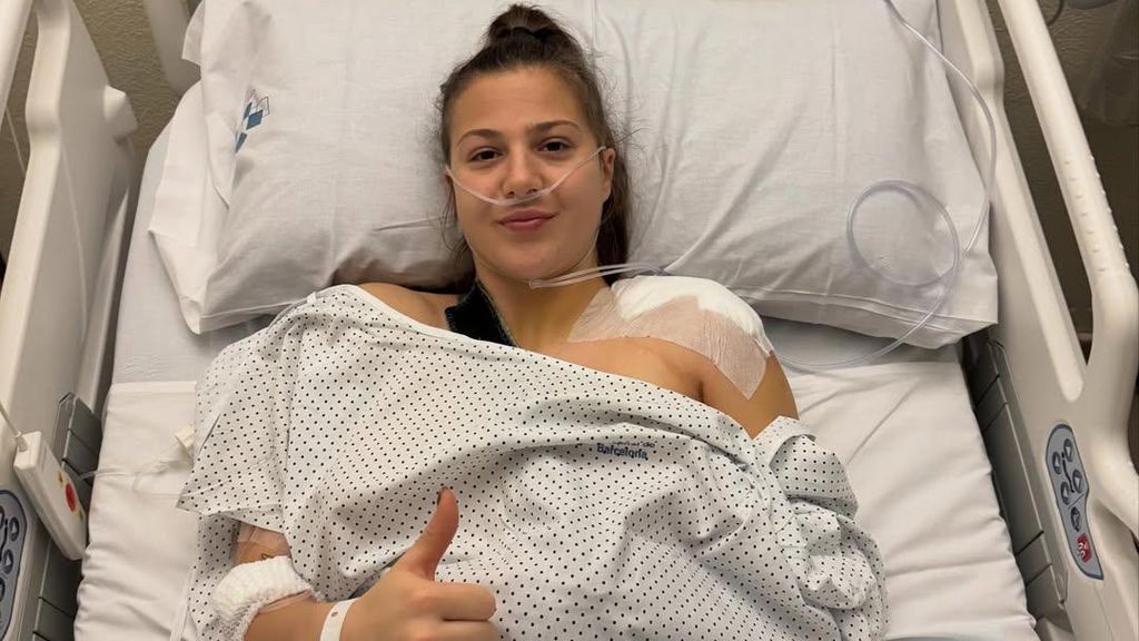 Emilia Szymczak, operada de l’espatlla