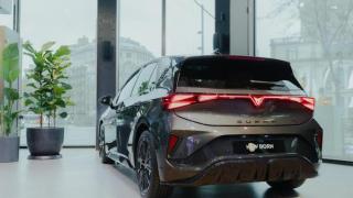 Exhibición del Cupra Born en Casa Seat