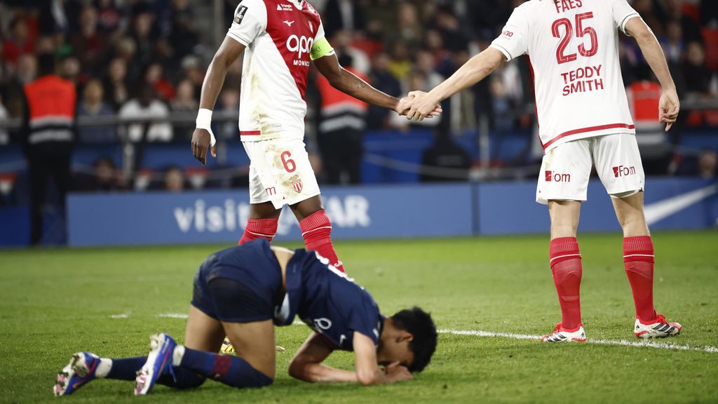 Dro Fernández es lamenta per una ocasió fallada al PSG-Mònaco