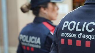 Una agente de los Mossos d'Esquadra