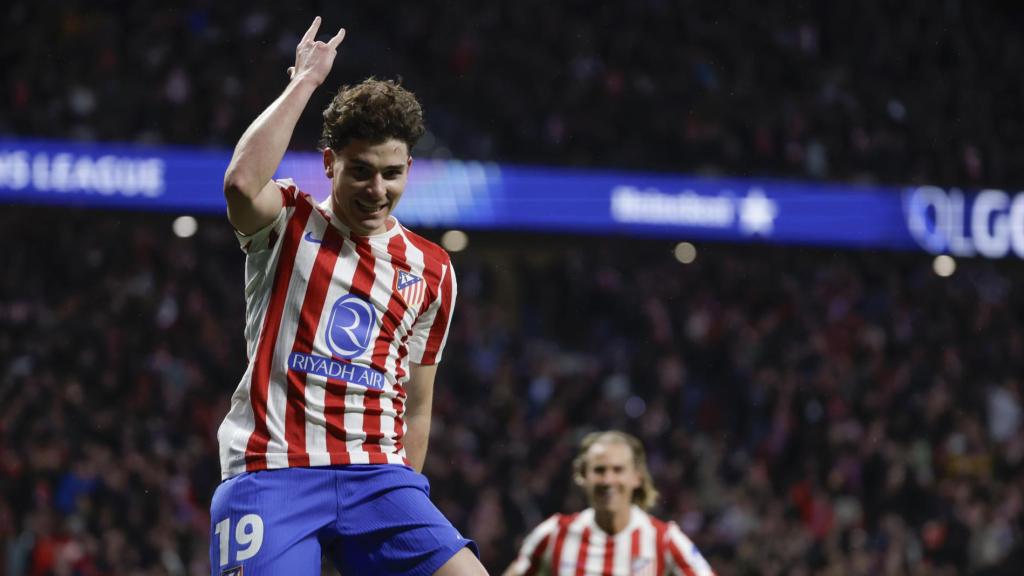 Julián Álvarez celebra un gol ante el Tottenham