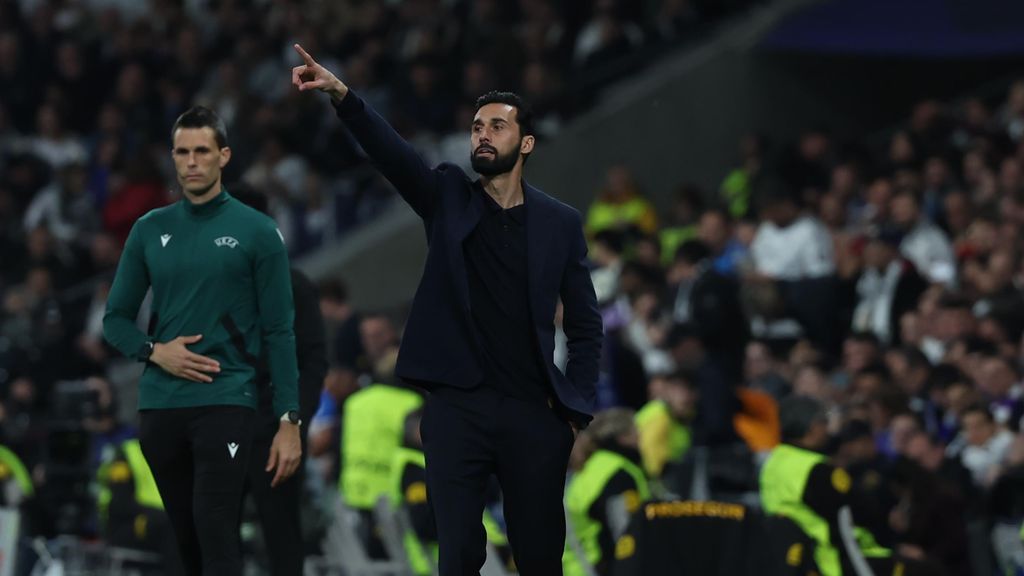 Álvaro Arbeloa dona indicacions al Reial Madrid-Manchester City de la Champions League