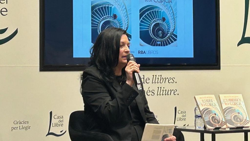 Brugués Mitjans, en la presentación de su novela Los herederos de la codicia, en la librería Casa del Libro.