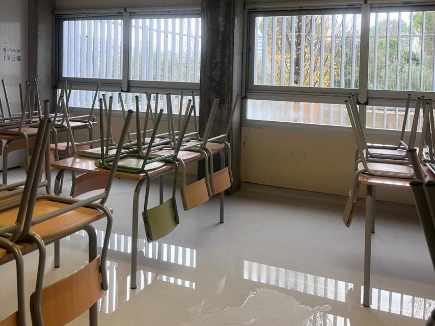 Aula inundada a l'IE Mas Rampinyo