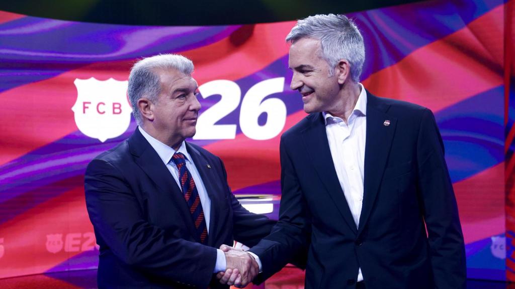 Joan Laporta y Víctor Font se dan la mano en el debate electoral de TV3