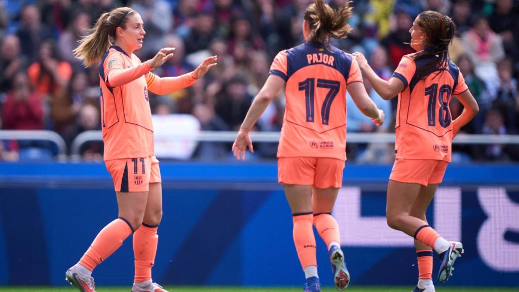 El Barça Femenino celebra el gol de Alexia contra el Dépor