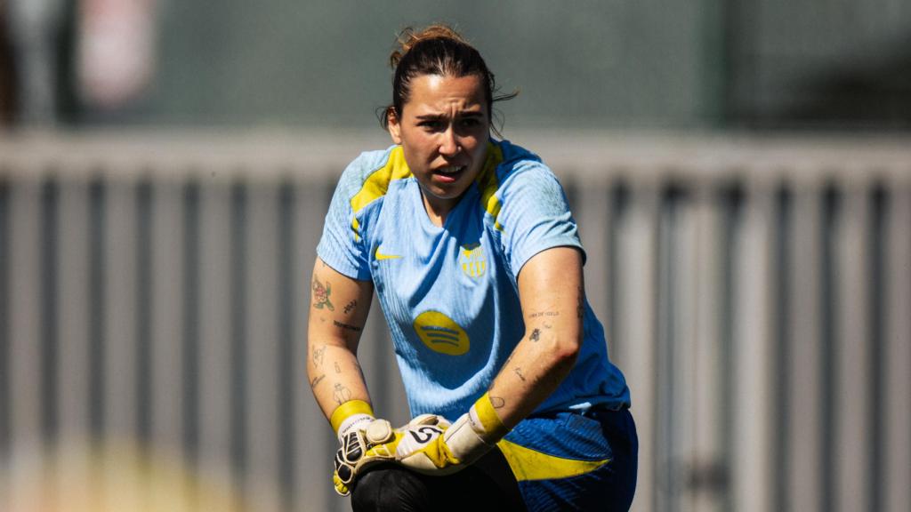 Cata Coll torna als entrenaments després de la seva lesió de genoll.jpg