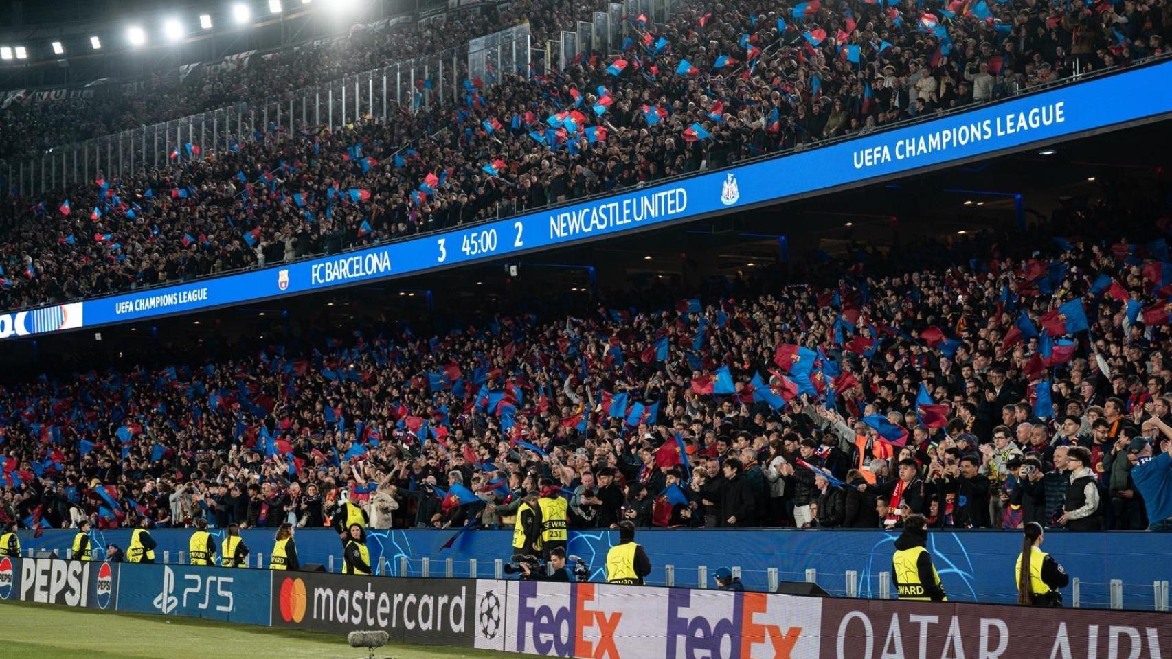 La afición del Camp Nou, entregada contra el Newcastle (7-2)