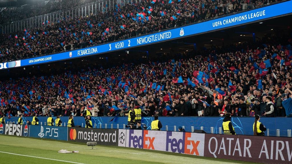 L'afició del Camp Nou, entregada contra el Newcastle (7-2)