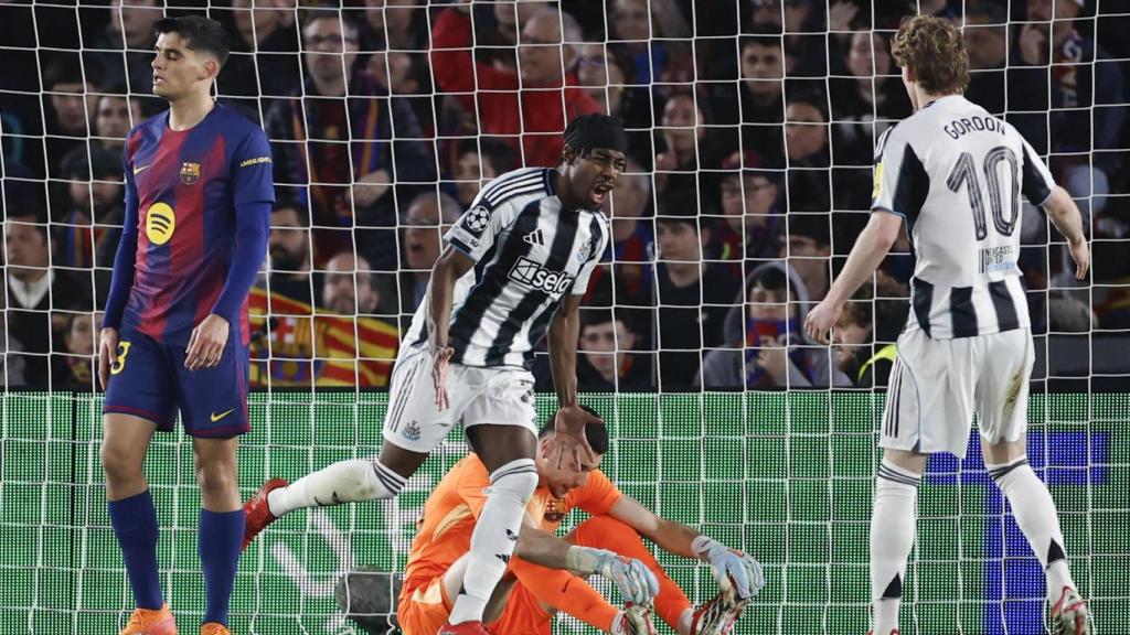 Elanga marca su segundo gol al Barça.jpg