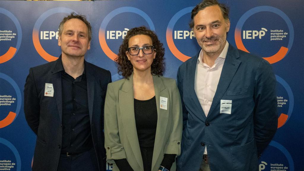 De izq. a dcha., Dario Assante, director del IEPP, Aitana Garí, directora del INSST (ministerio de Trabajo) y Jose Luis Martínez, director general de metrodora