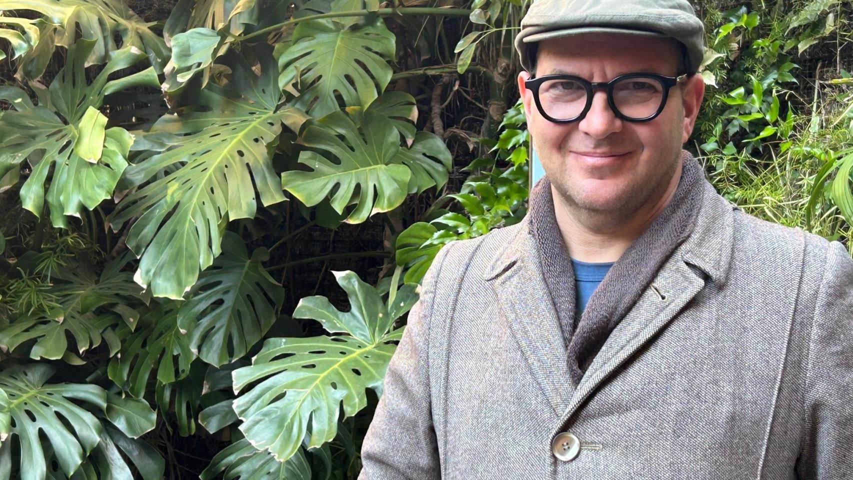 Cory Doctorow, en la entrevista con Letra Global, en la librería Finestres