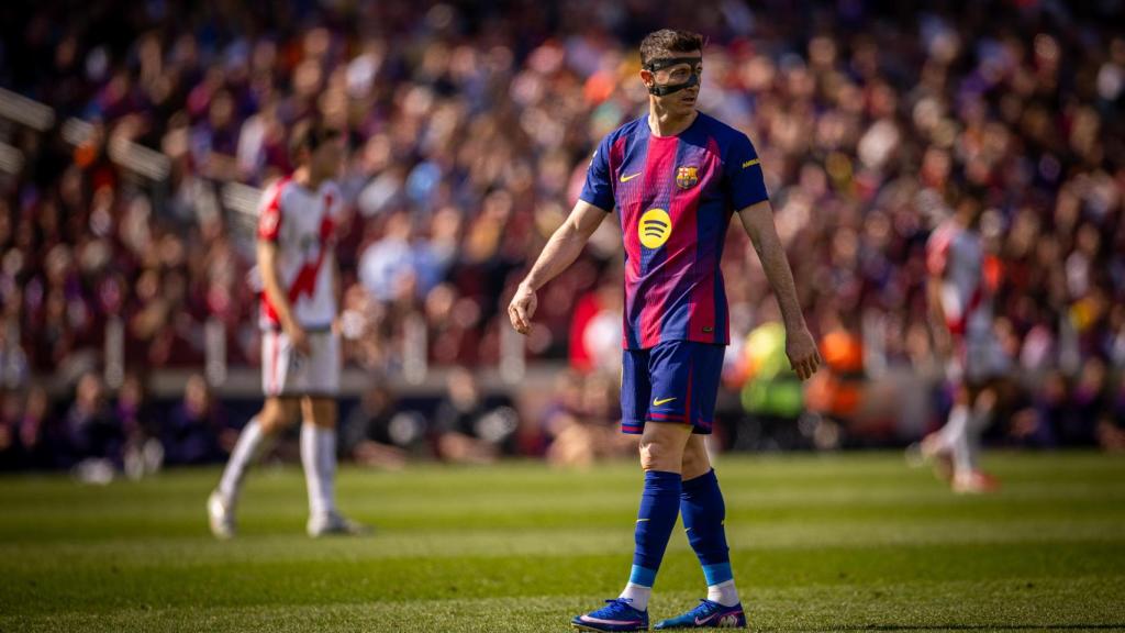 Robert Lewandowski durante el Barça-Rayo