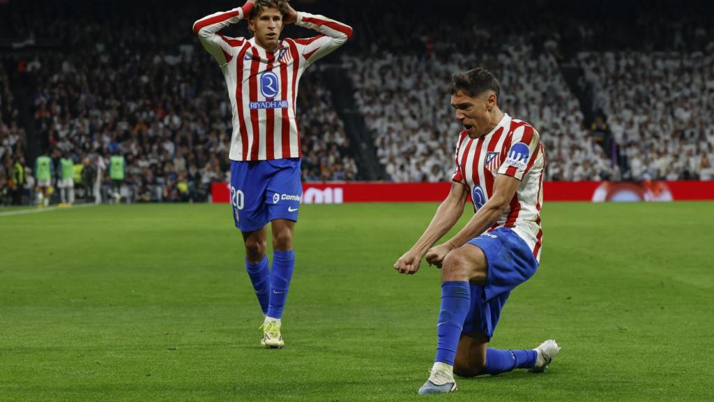 Nahuel Molina celebra su gol en el Real Madrid-Atlético de Madrid de la Liga