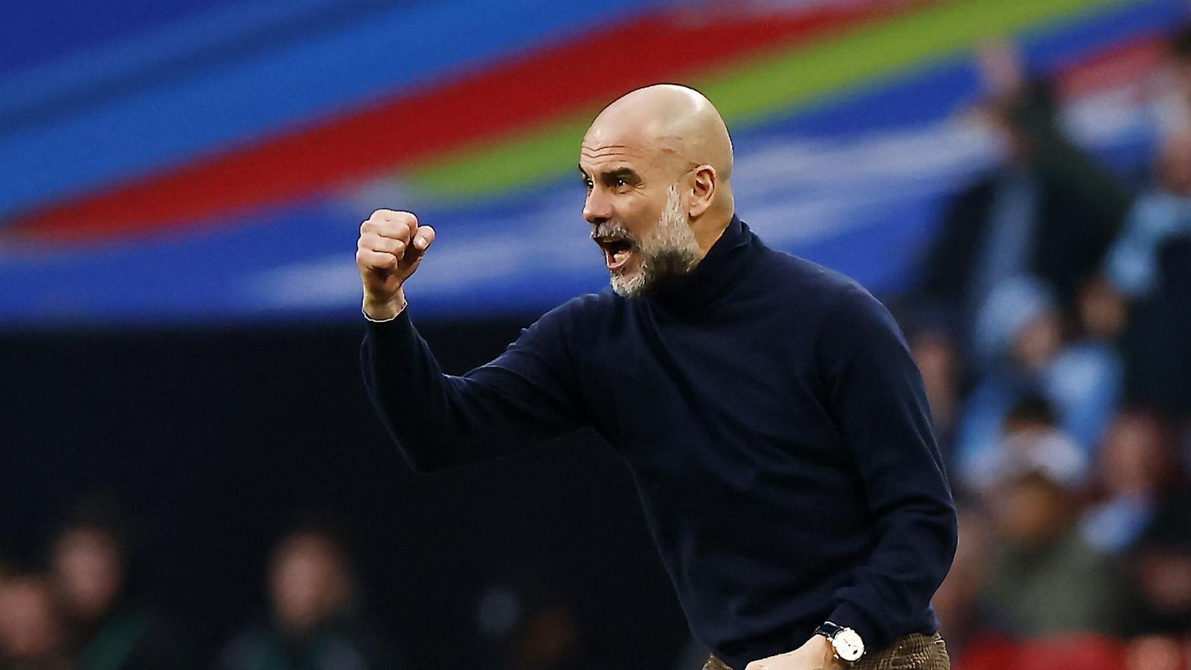 Pep Guardiola celebra la victoria del City contra el Arsenal