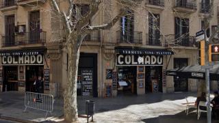 Establecimiento Colmado en calle Provenza, esquina Enrique Granados