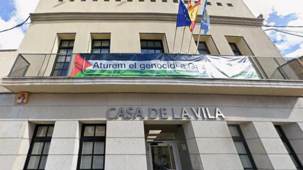 Fachada del Ayuntamiento de Lliçà d’Amunt