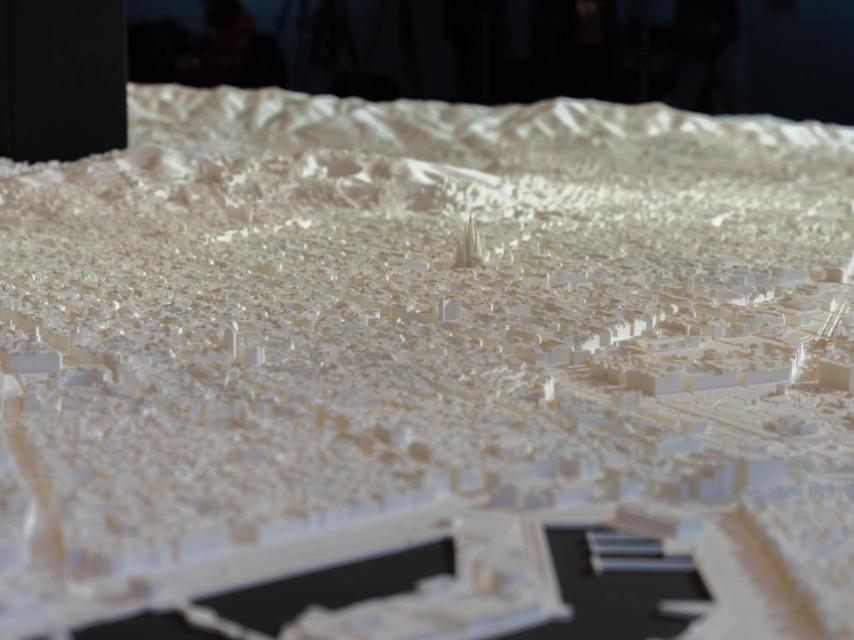 La maqueta tridimensional abarca 82 metros cuadrados y está compuesta por 1.204 elementos impresos en 3D