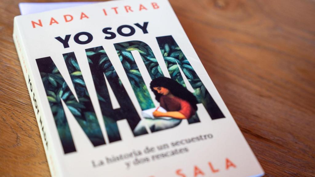 La portada del llibre 'Jo soc Nada', de Nada Itrab i la periodista Neus Sala