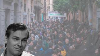 Paul Petermeijer, copropietario de New Amsterdam Developers, y la manifestación contra el desahucio de un vecino de la calle Sant Agustí de Barcelona