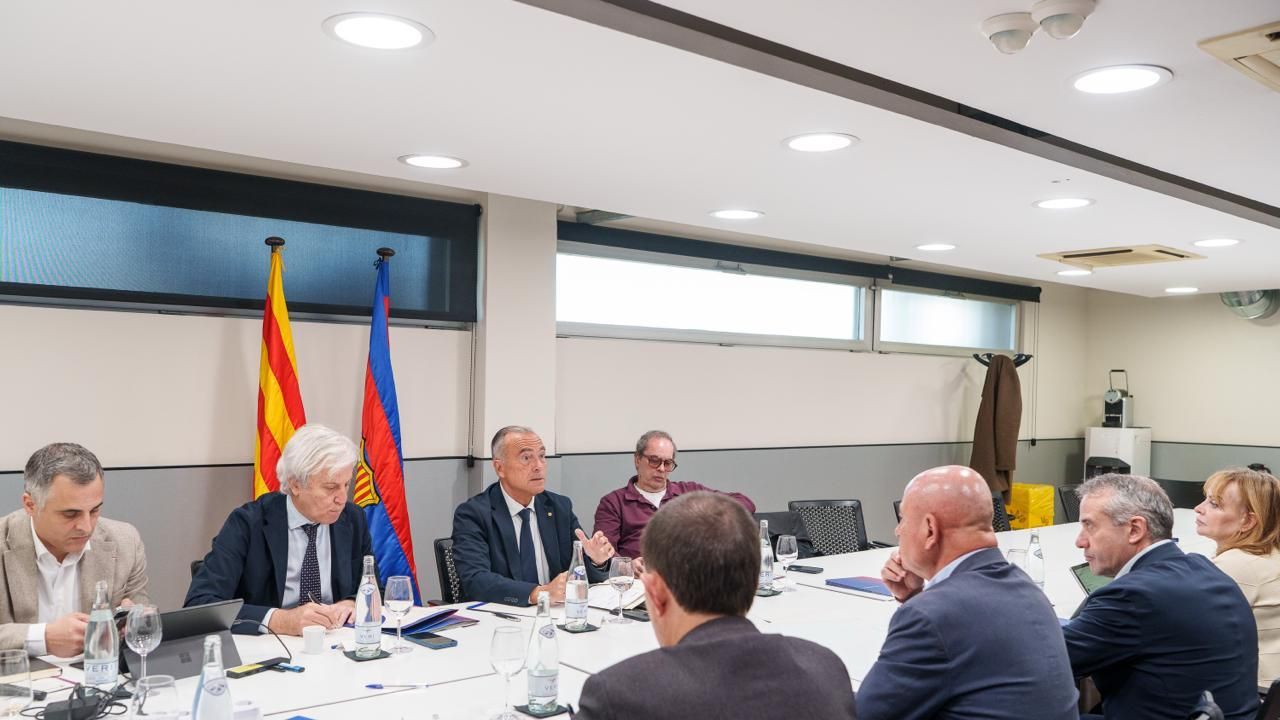 La cúpula del Barça se reúne en junta directiva, con Rafa Yuste a la cabeza