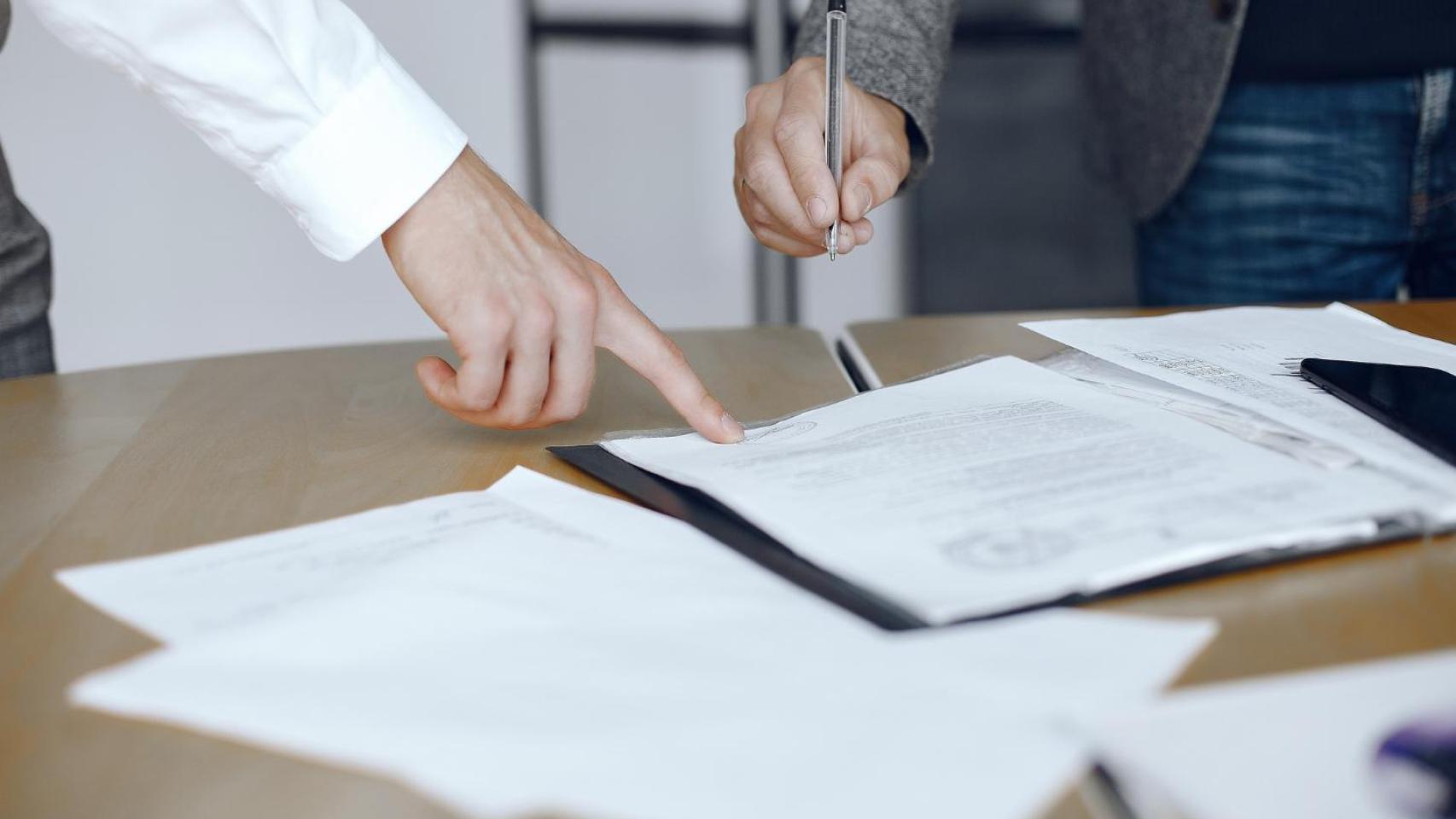 Firma en un despacho de abogados