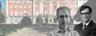 El ministro de Hacienda Arcadi España junto al presidente de la Generalitat Salvador Illa, con el Palacio de la Moncloa de fondo