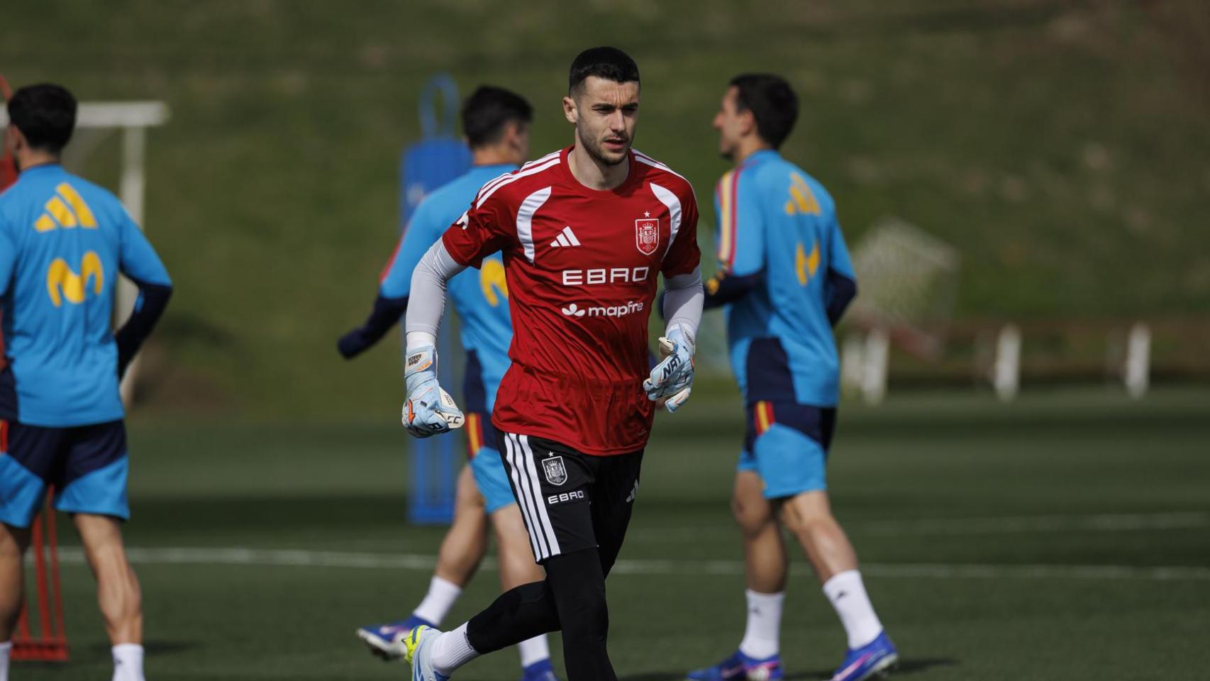 Joan García se entrena con la selección española