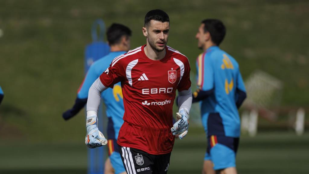 Joan García se entrena con la selección española