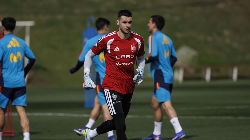 Joan García se entrena con la selección española
