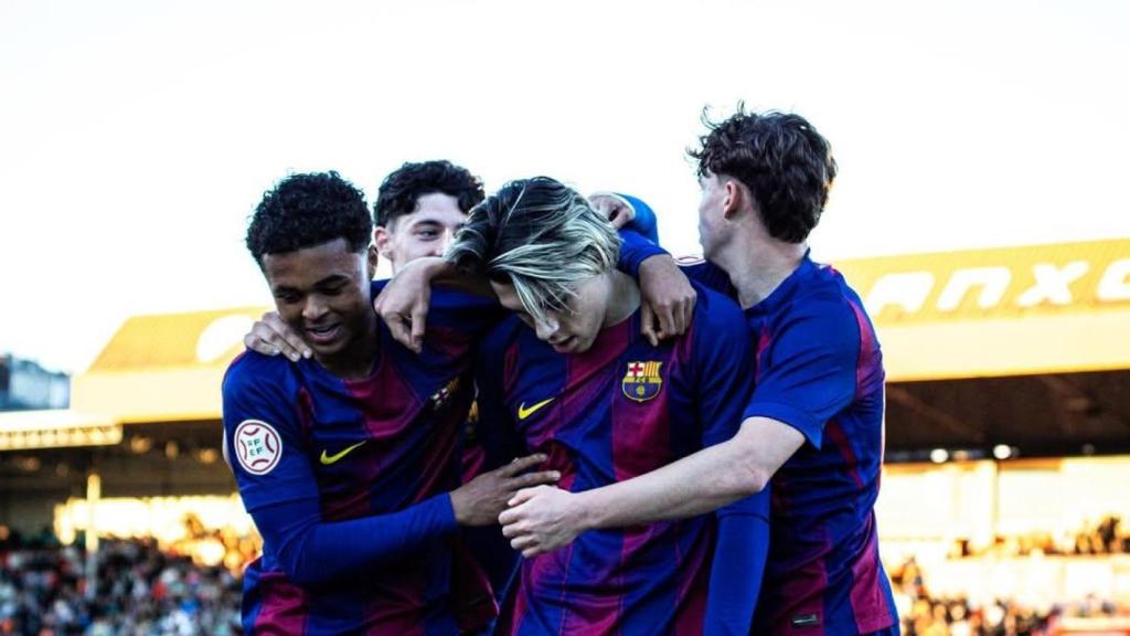 El juvenil A celebra el primer gol de Álex González