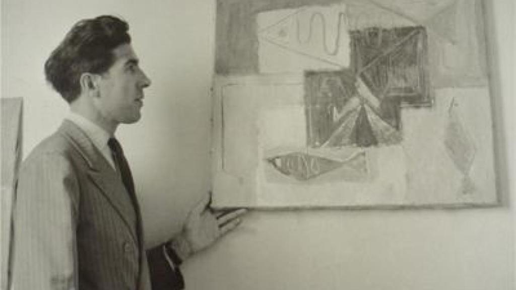José Guerrero ante una de sus obras