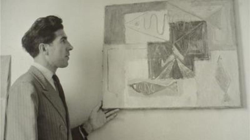 José Guerrero ante una de sus obras