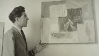 José Guerrero ante una de sus obras
