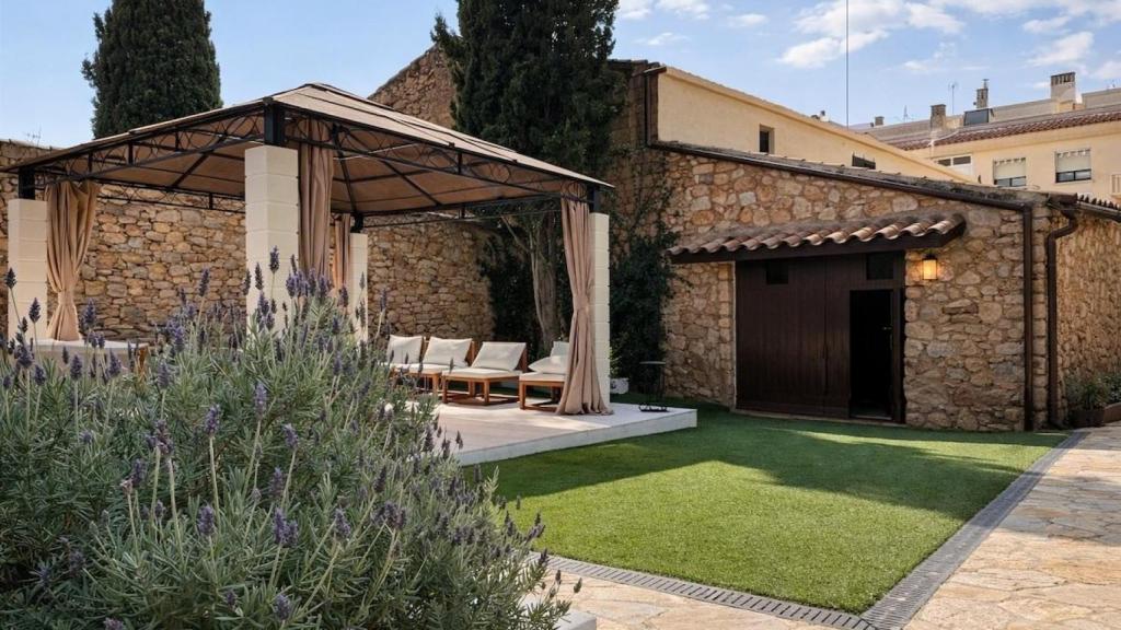 La Casa Marquès de Cunit.jpg