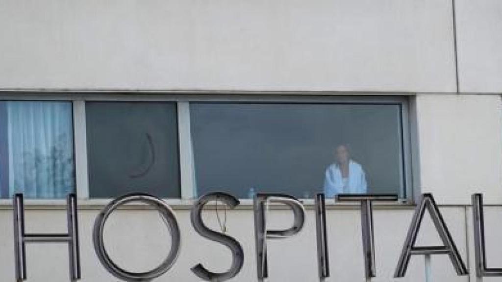 Una sanitària a l'Hospital de Mataró