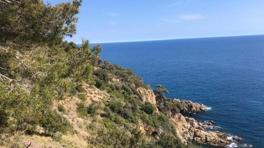 Imagen del mirador del camino de ronda en la zona de la propiedad