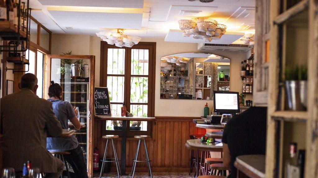 Interior del restaurant 'Maravillas'.jpg